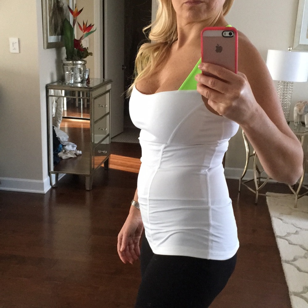 Nike sports top